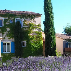 Clos Des Lavandes - Et De Charme Climatisees-luberon Bed & Breakfast